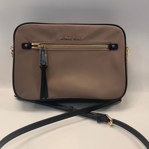 Michael Kors Polly Crossbody bag in Dune